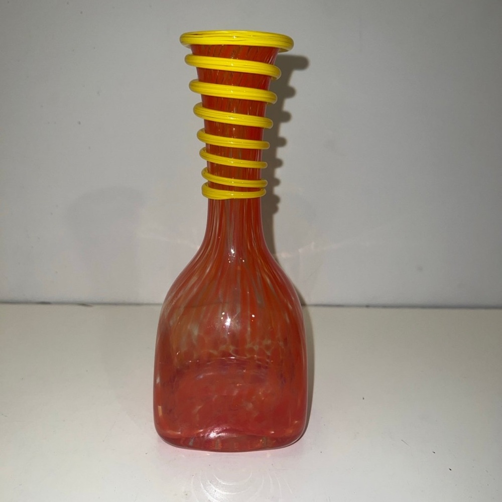 Vase Sabina Rymanow Art Glass Sculptural Vase 3-D Spiral Vintage Collectible